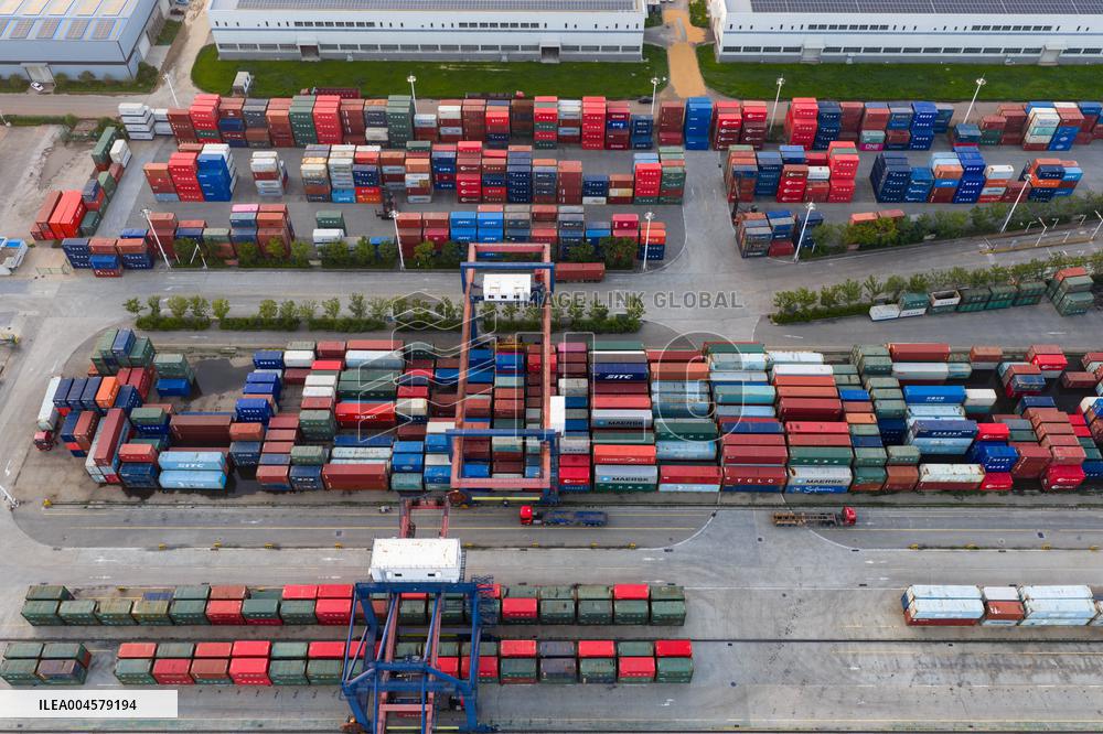 Beijing-Hangzhou Grand Canal Huai 'an Container Terminal