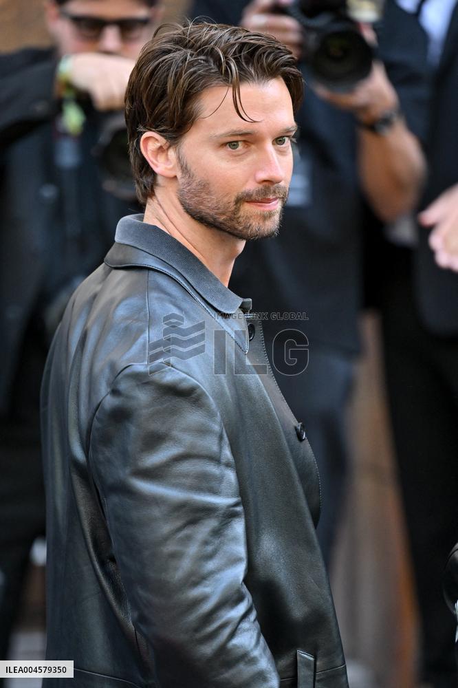 PFW Balenciaga Outside Arrivals