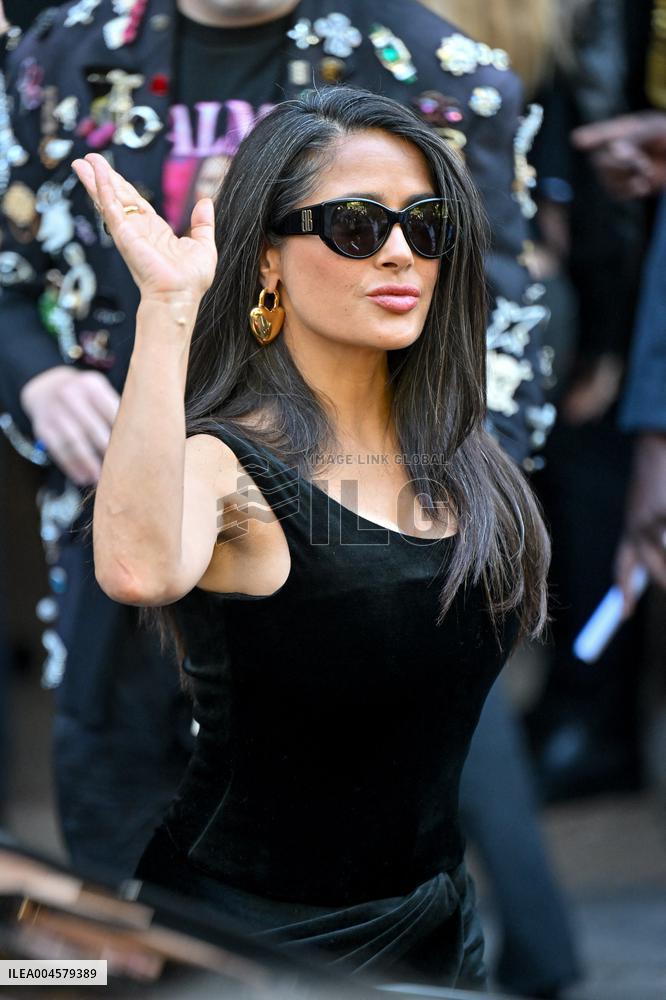 PFW Balenciaga Outside Arrivals