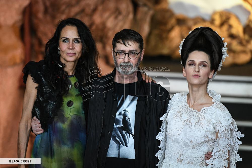 PFW - Franck Sorbier Runway in Paris FA