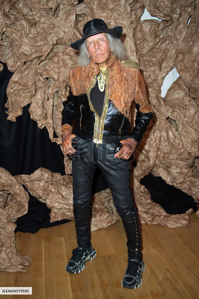 PFW Franck Sorbier Front Row AM