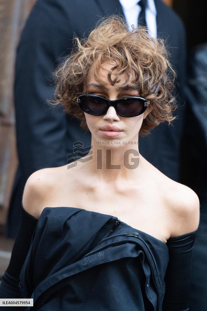 PFW Balenciaga Arrivals AM