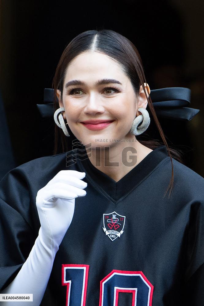 PFW Balenciaga Arrivals AM