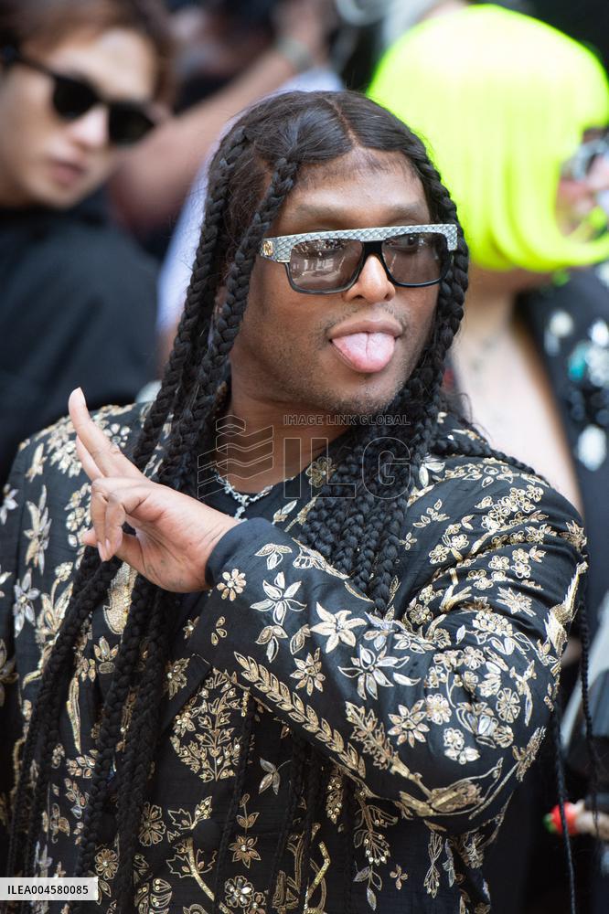 PFW Balenciaga Arrivals AM