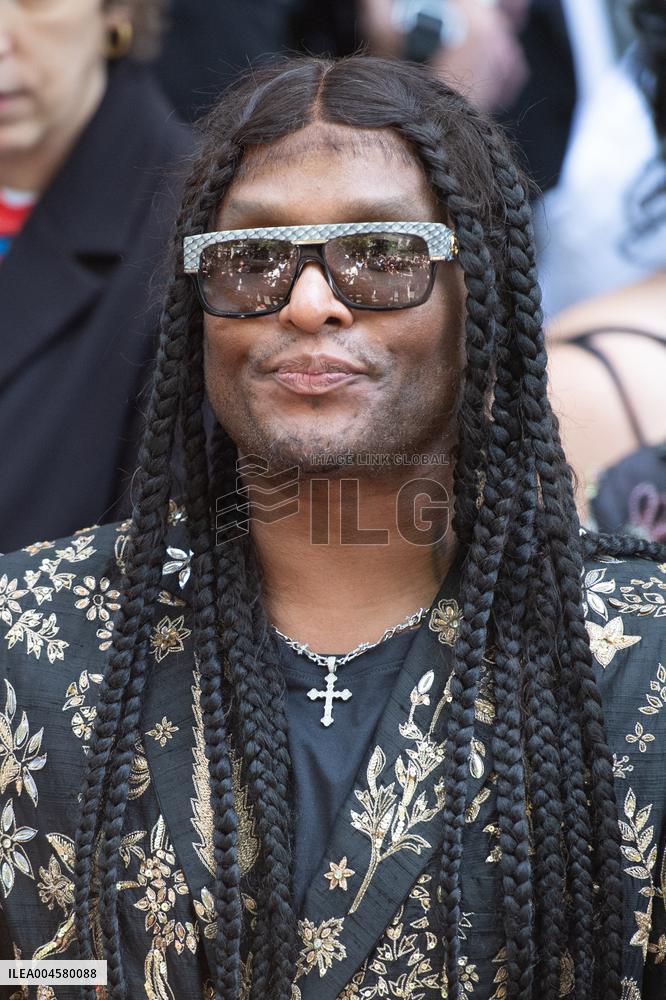 PFW Balenciaga Arrivals AM