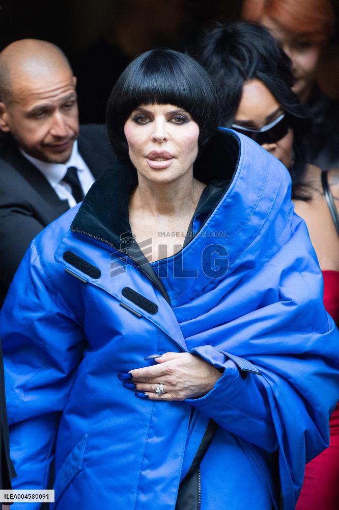 PFW Balenciaga Arrivals AM