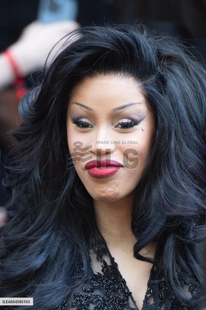 PFW Balenciaga Arrivals AM