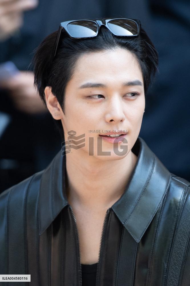 PFW Balenciaga Arrivals AM