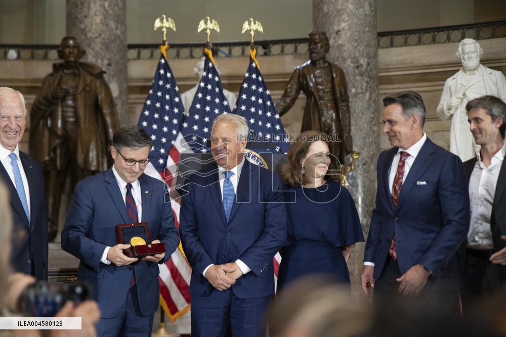 Congressional Medal of honor ceremony for Greg Lemond