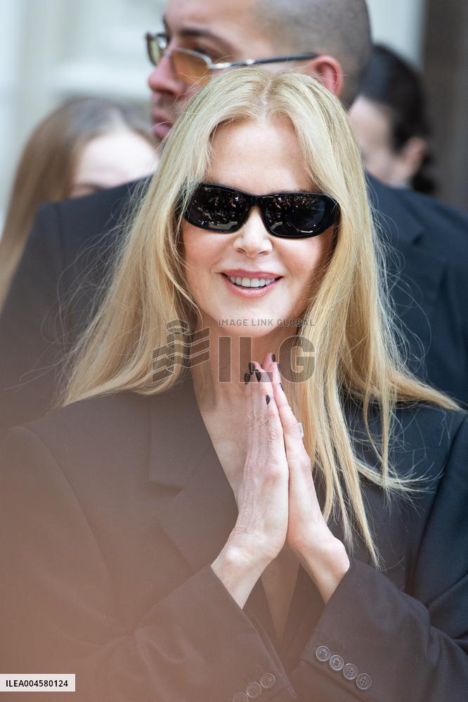 PFW Balenciaga Arrivals AM