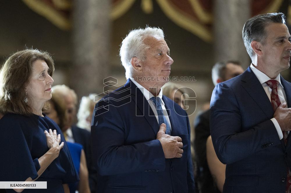 Congressional Medal of honor ceremony for Greg Lemond