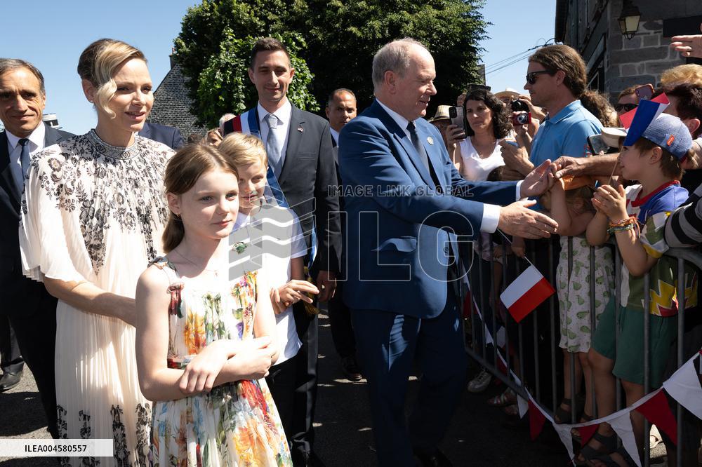 NO TABLOIDS WEB & PRINT - Princely Family of Monaco in Visit  - Mur de Barrez