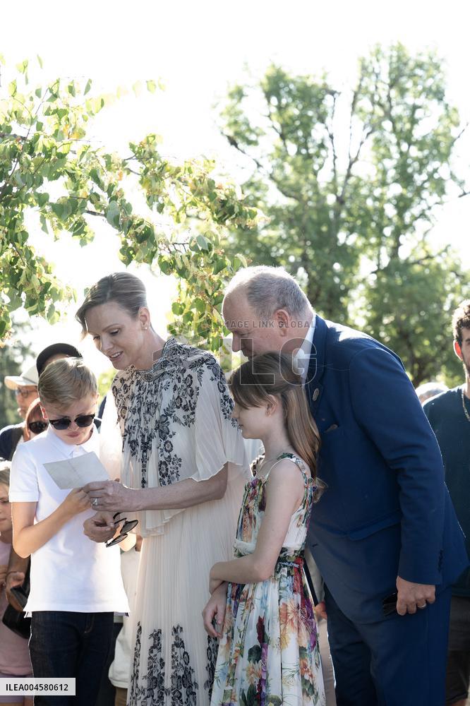 NO TABLOIDS WEB & PRINT - Princely Family of Monaco in Visit  - Carlat