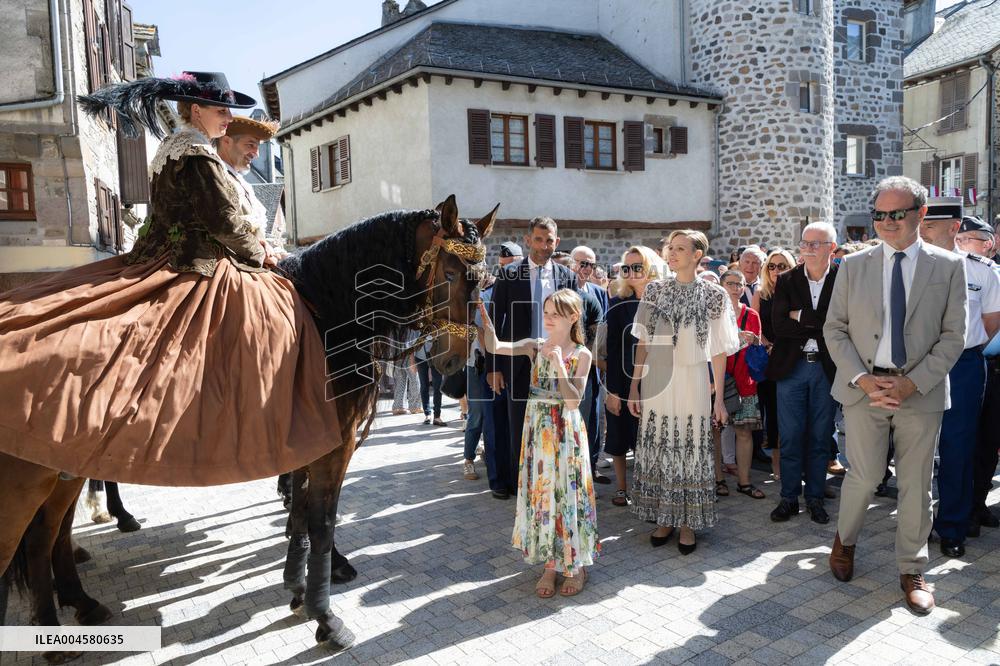 NO TABLOIDS WEB & PRINT - Princely Family of Monaco in Visit -Mur de Barrez