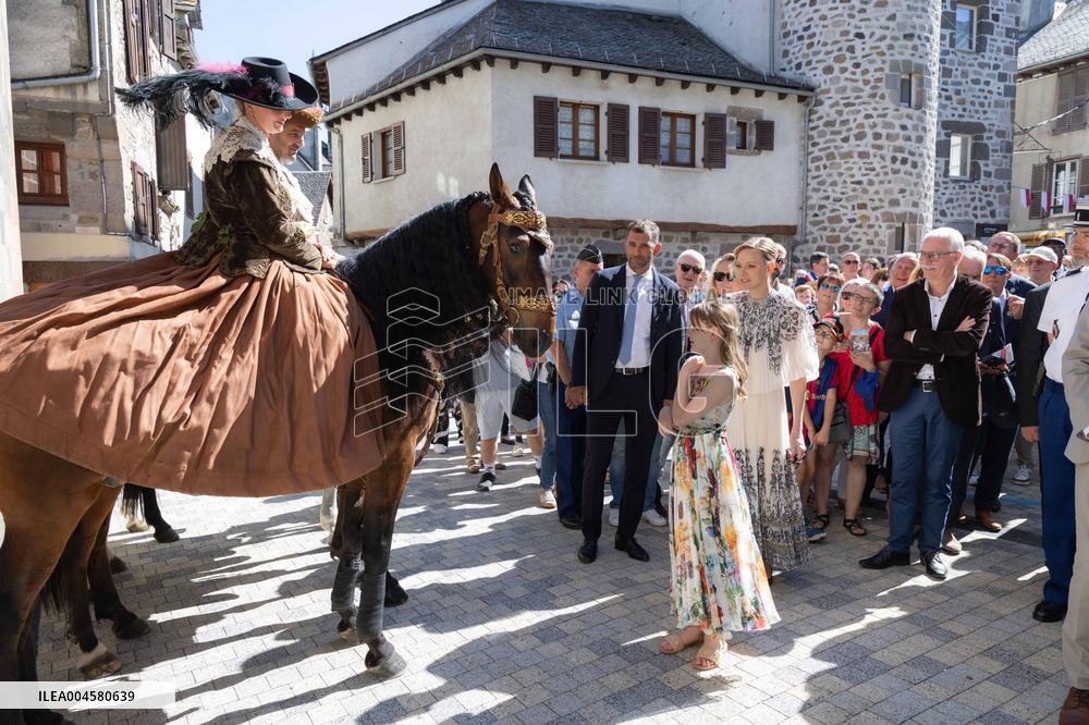 NO TABLOIDS WEB & PRINT - Princely Family of Monaco in Visit -Mur de Barrez