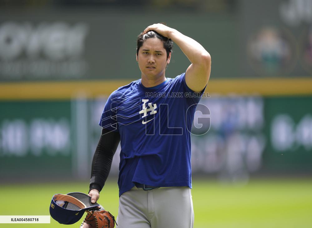 Baseball: Dodgers vs. Brewers