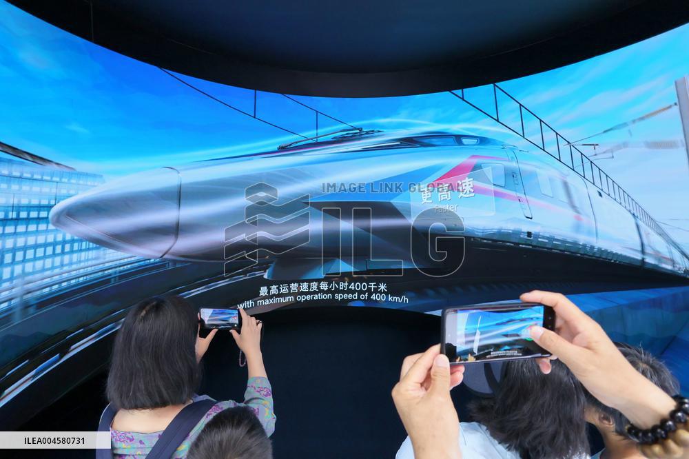 MODERN RAILWAYS 2025
