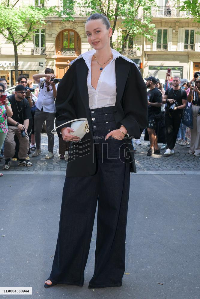 PFW - Zuhair Murad Outside Arrivals