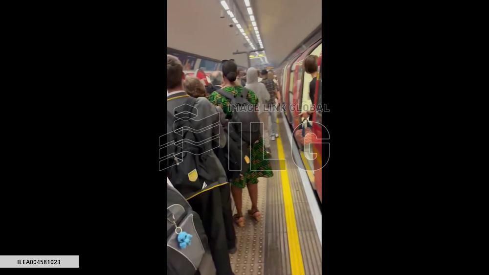 UK: London’s Clapham Common Station Evacuated Following Fire Alert