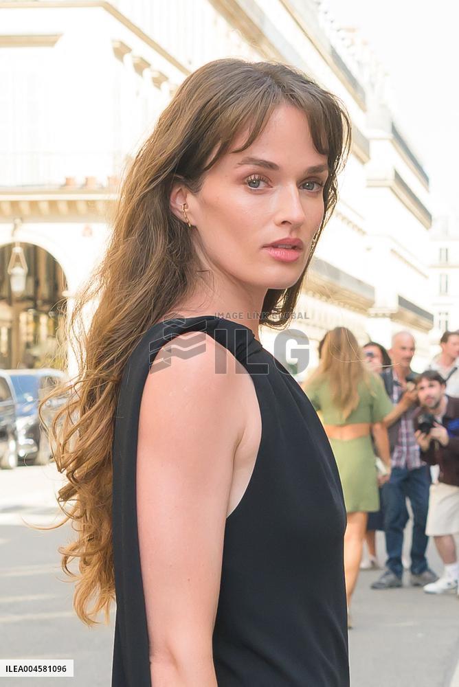 PFW - Zuhair Murad Outside Arrivals