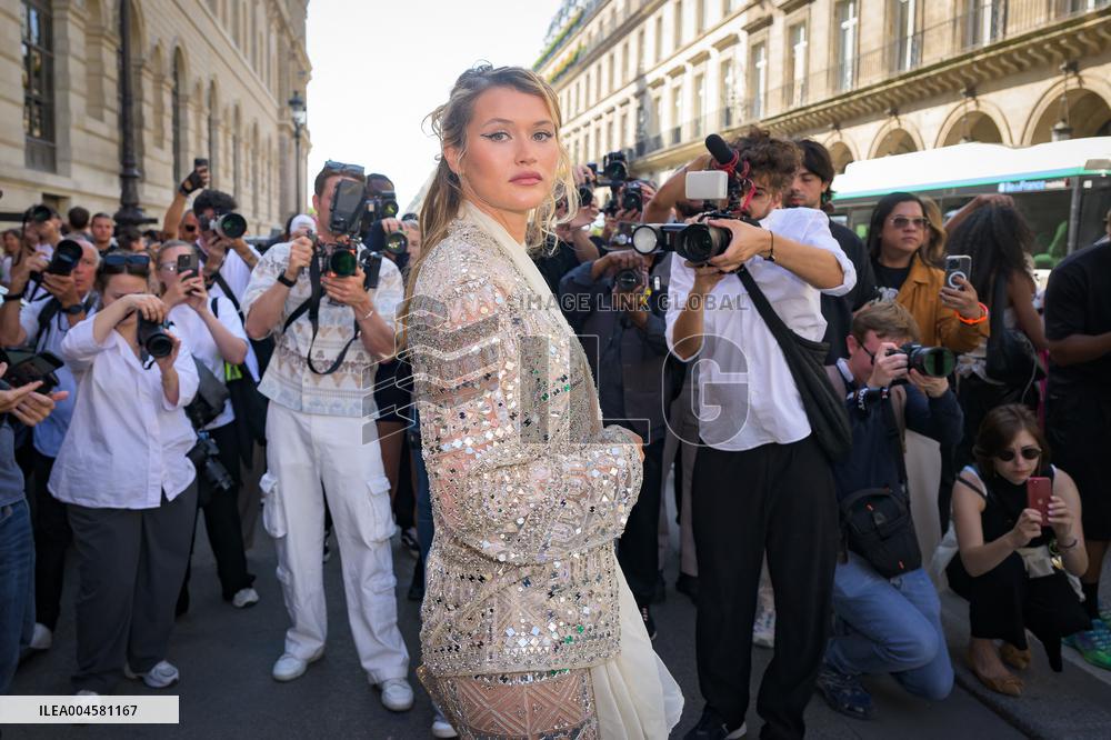 PFW - Zuhair Murad Outside Arrivals
