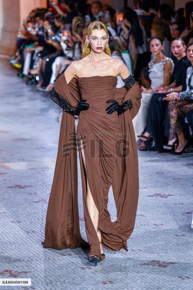 PFW - Stella Maxell Models For Zuhair Murad