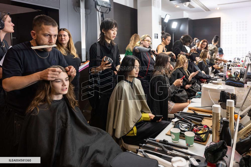 PFW - Elie Saab Backstage