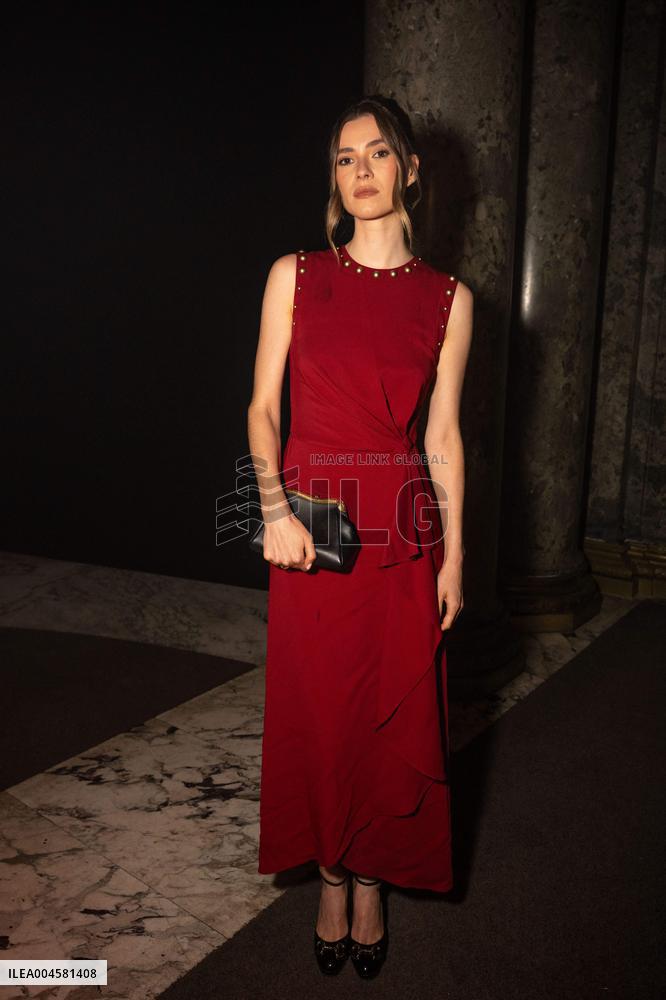 PFW - Elie Saab Front Row