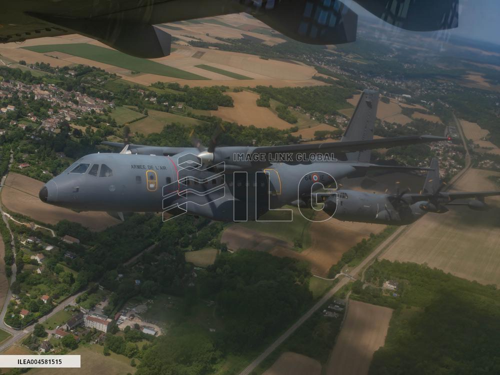 Final Aerial Parade Over the Champs-Élysées