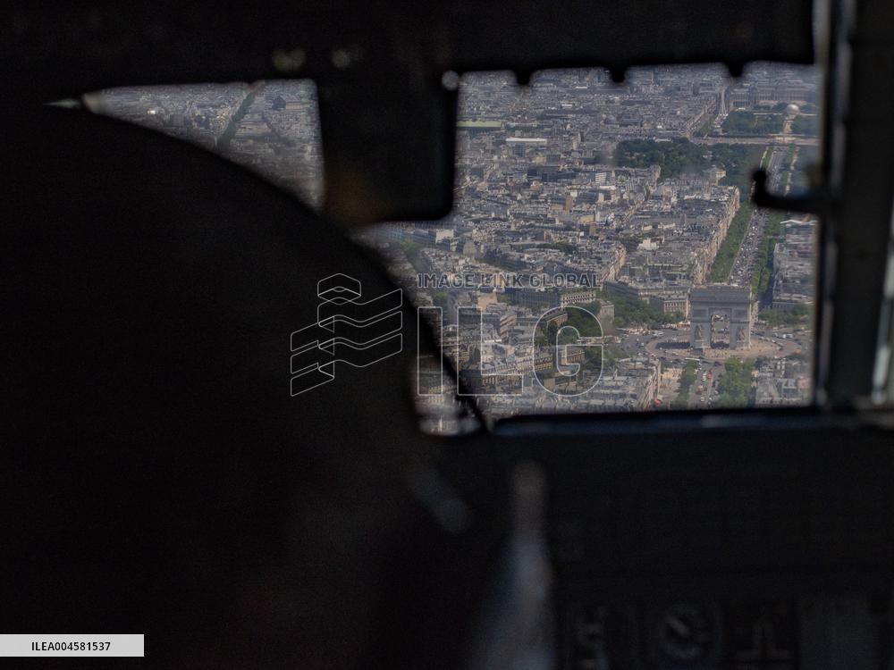 Final Aerial Parade Over the Champs-Élysées