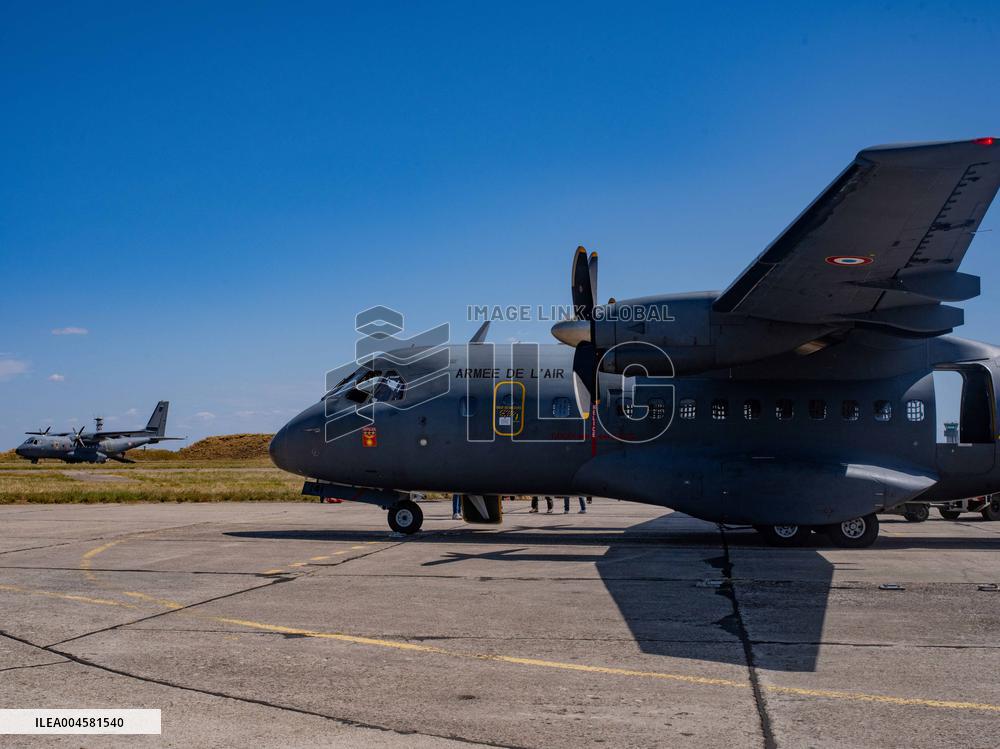 Final Aerial Parade Over the Champs-Élysées
