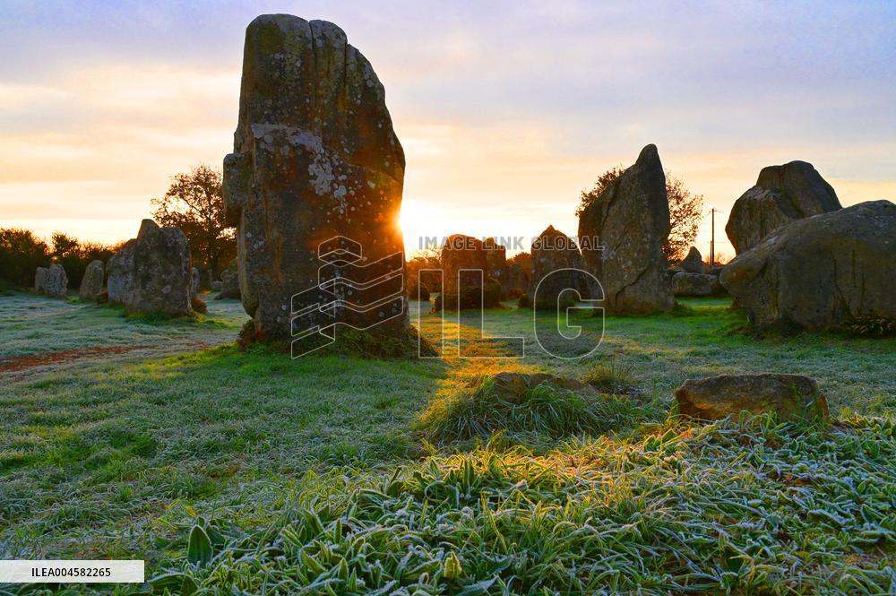 Illustration - Carnac