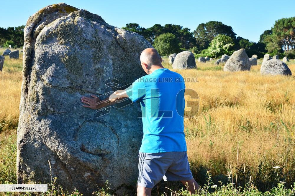 Illustration - Carnac