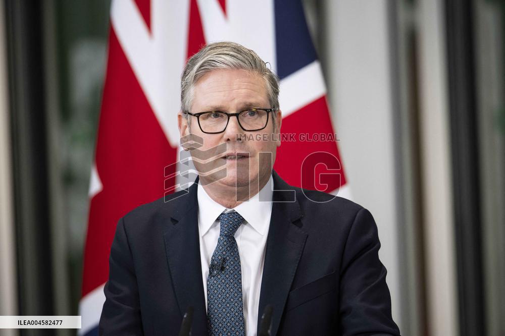 Keir Starmer and Emmanuel Macron press conference