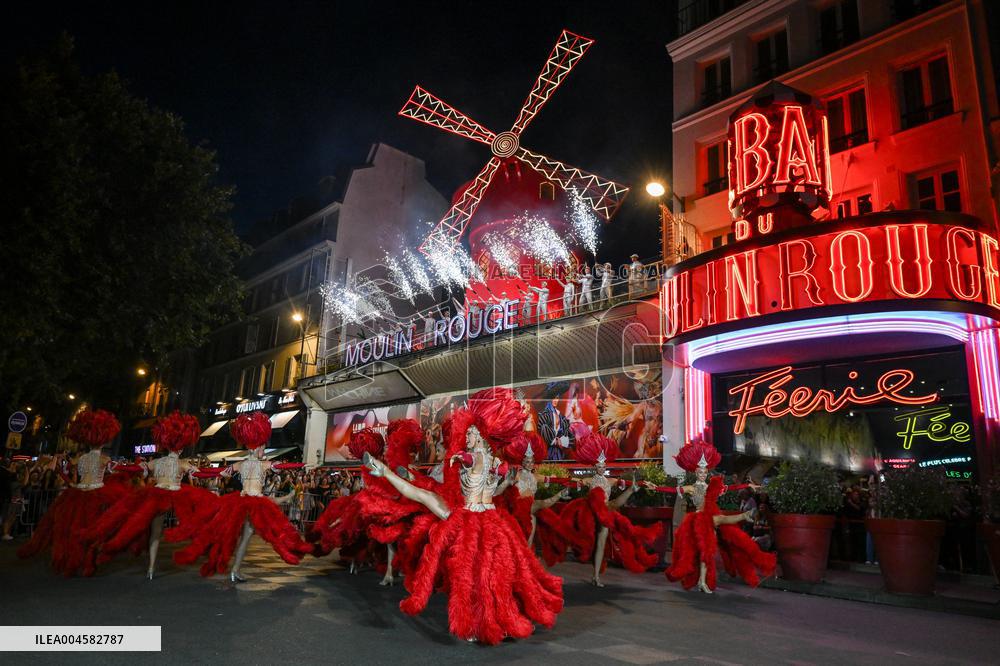 Moulin Rouge cabaret wings turn in Paris FA