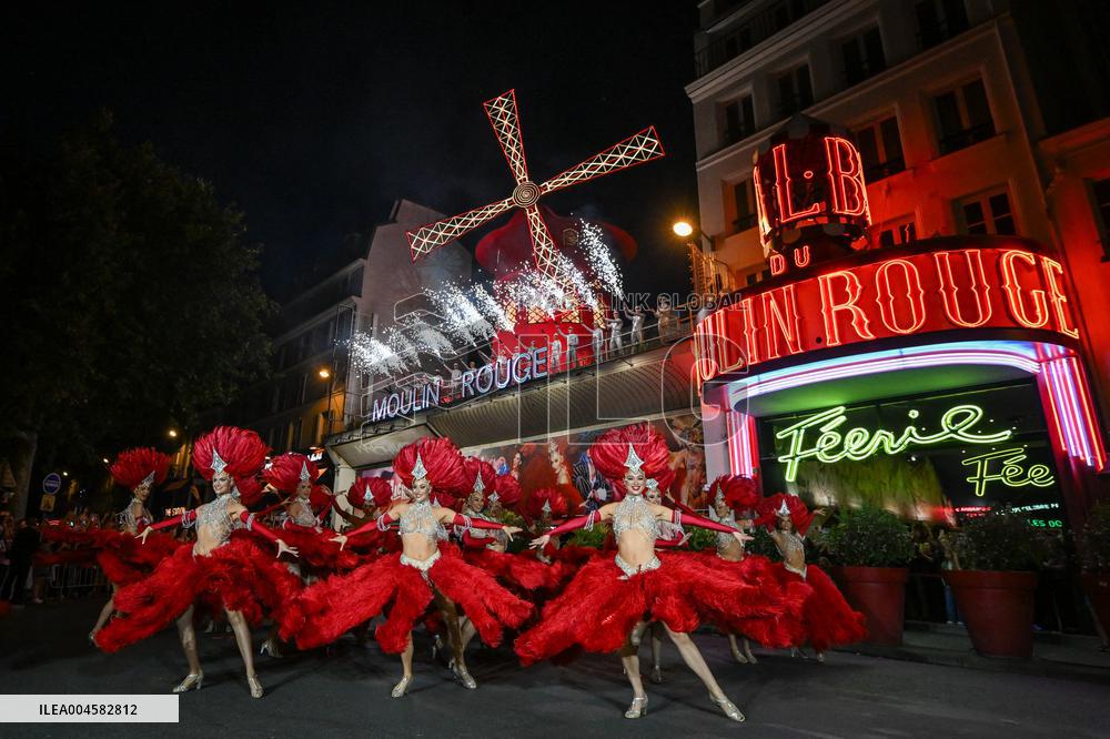 Moulin Rouge cabaret wings turn in Paris FA