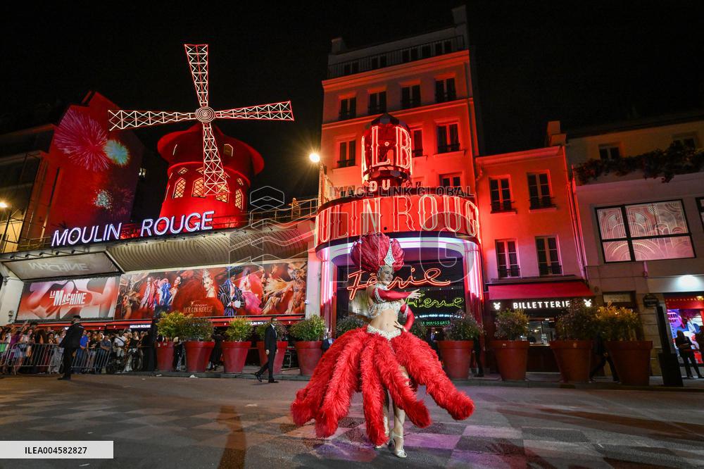 Moulin Rouge cabaret wings turn in Paris FA