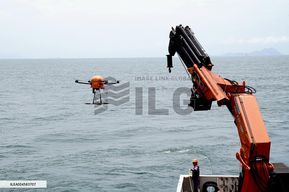 Launches Unmanned Swarm for Scientific Research in Xiangyanghong 10 - China