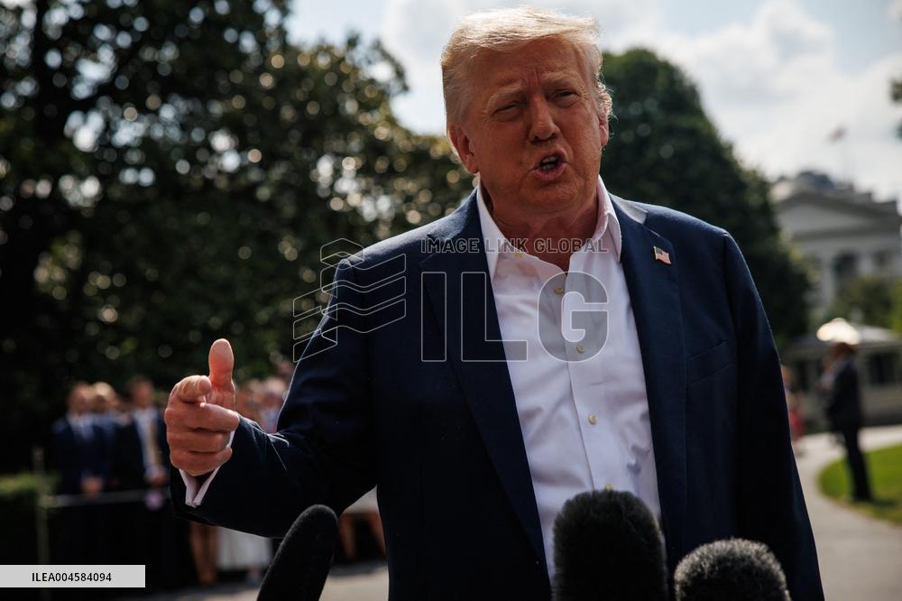 President and First Lady Trump Depart the White House - Washington