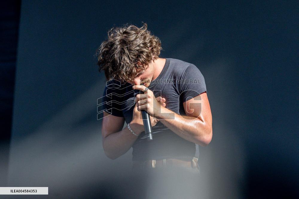 Benson Boone Performs At Mad Cool 2025 - Spain