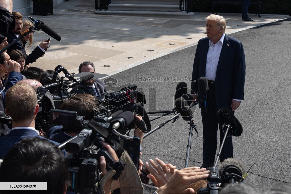 President Trump And Wife Depart White House For Texas - Washington