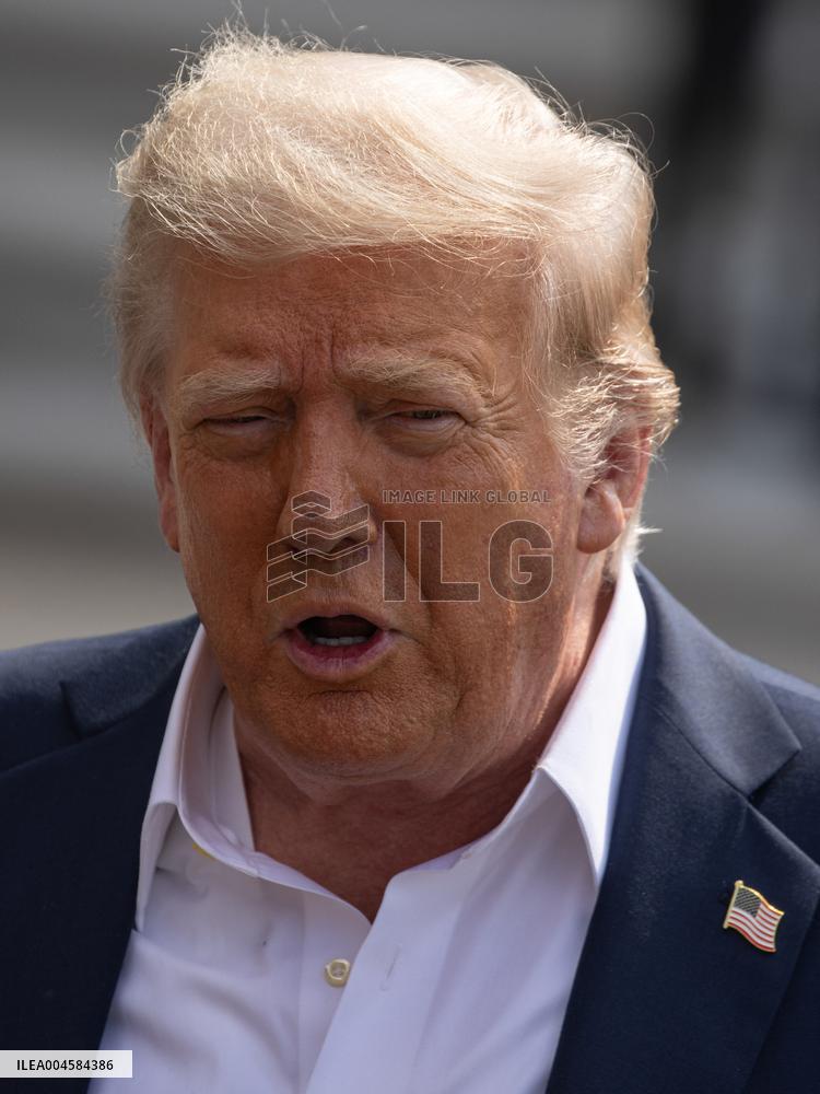 President Trump And Wife Depart White House For Texas - Washington