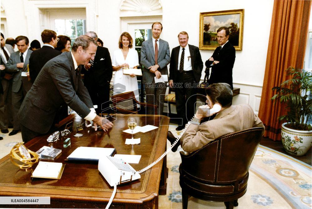 Baker and Reagan Celebrate Victory