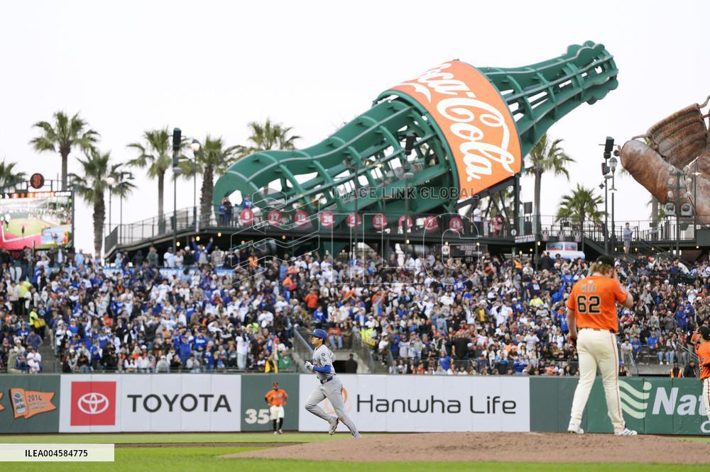 Baseball: Dodgers vs. Giants
