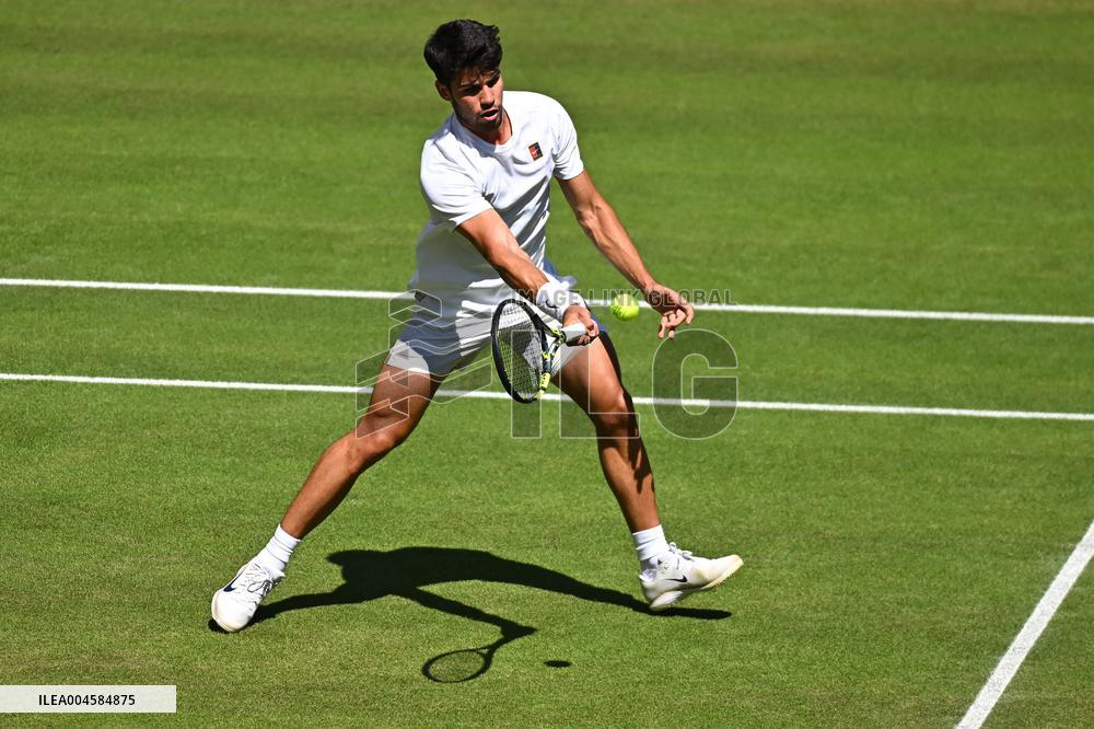 Wimbledon - Semi Final Round - Carlos Alcaraz v Taylor Fritz