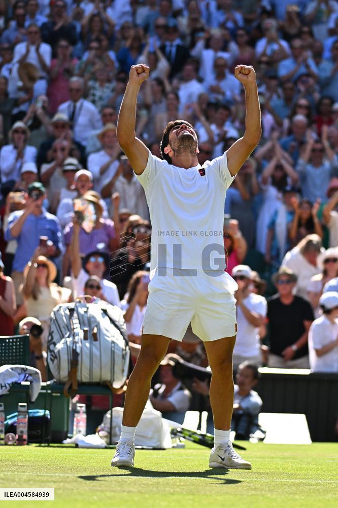 Wimbledon - Semi Final Round - Carlos Alcaraz v Taylor Fritz