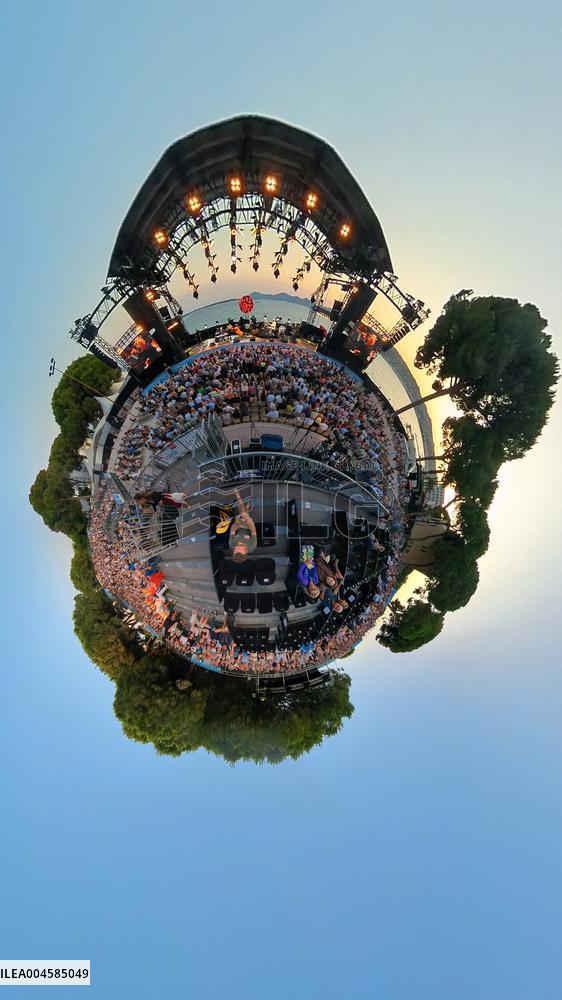 Dianne Reeves At 64th Jazz A Juan Festival - Juan‑les‑Pins