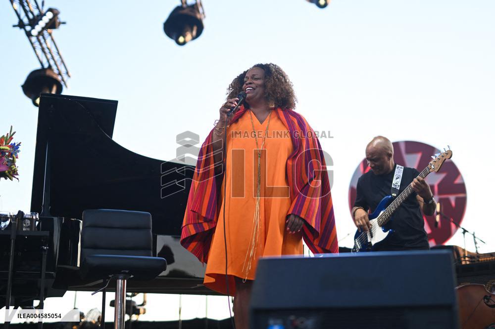 Dianne Reeves At 64th Jazz A Juan Festival - Juan‑les‑Pins