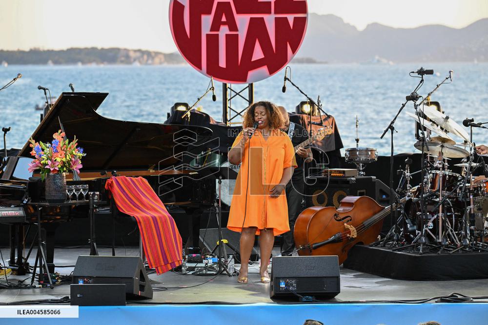 Dianne Reeves At 64th Jazz A Juan Festival - Juan‑les‑Pins