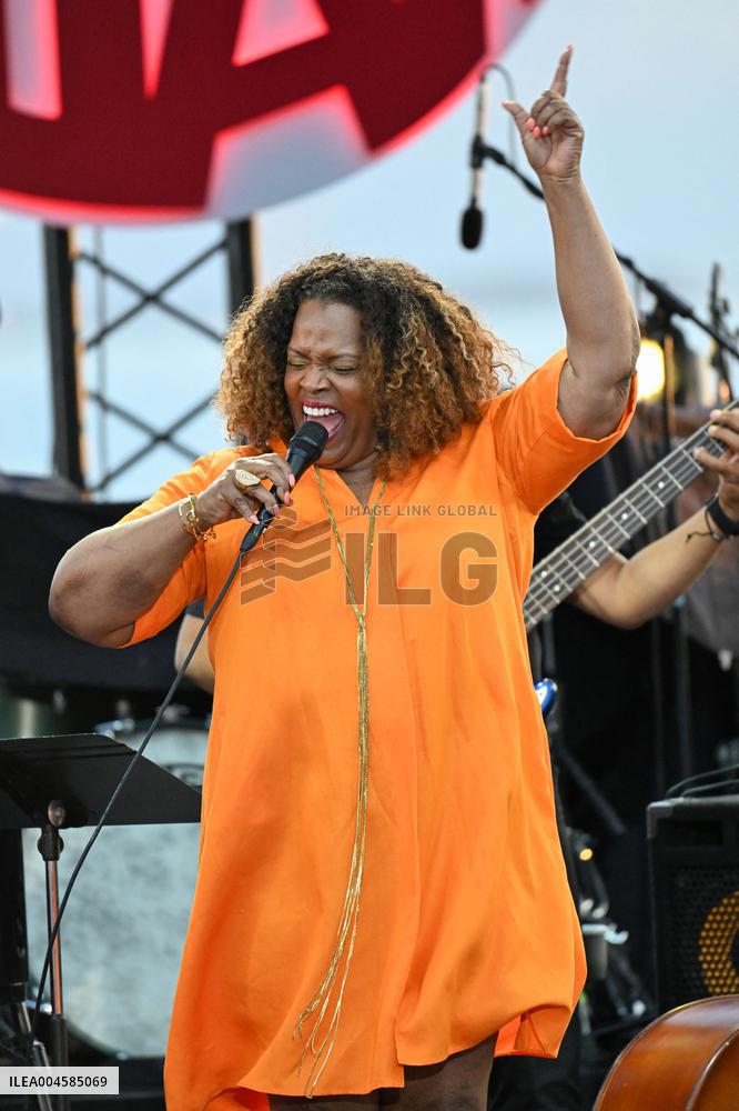 Dianne Reeves At 64th Jazz A Juan Festival - Juan‑les‑Pins